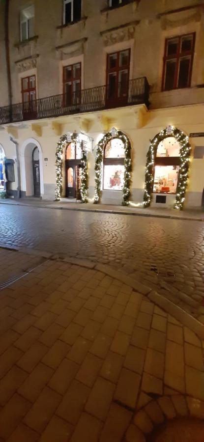 Апартаменти В Центрі Львова Eksteriør bilde